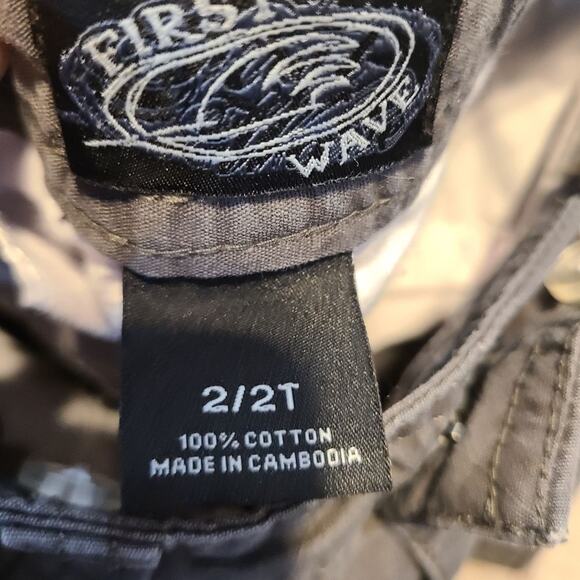 First Wave 2T boy gray denim pocket shorts with elastic adjustable waistband - Picture 4 of 5